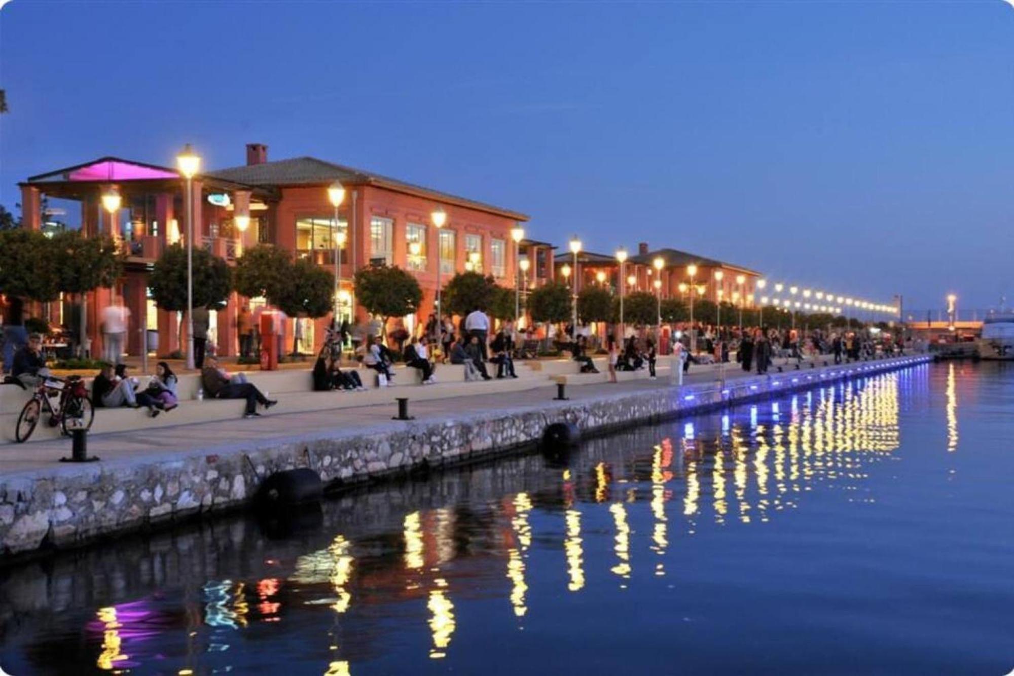 Apartments Next To The Sea Atenas Exterior foto